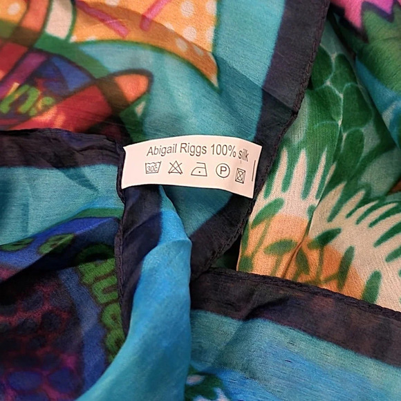 ABIGAIL RIGGS Floral Scarf Go For It Mission Empowerment 2014  Scarf - Picture 5 of 8
